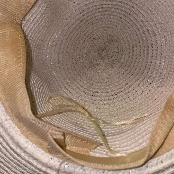 WHITE OVER SIZED DO NOT DISTURB LARGE BRIM EMBROIDERED BEACH HAT - Picture 7 of 9